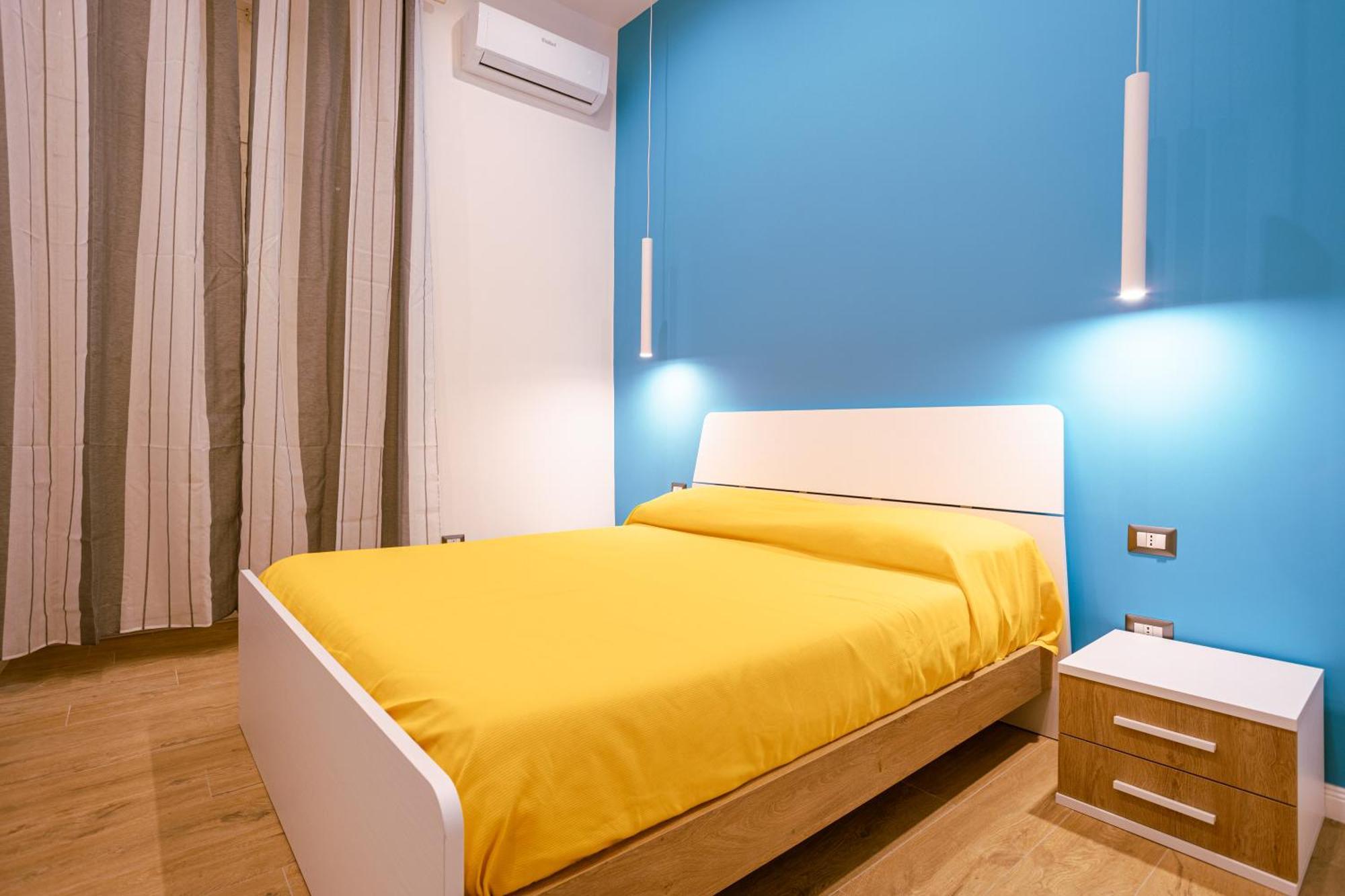 Apartment Song House Centro Storico 7 Pax Naples